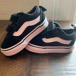 Like-new toddler Velcro Vans